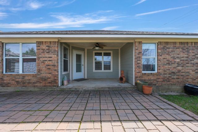 501 Riggs Street, Brenham, TX 77833