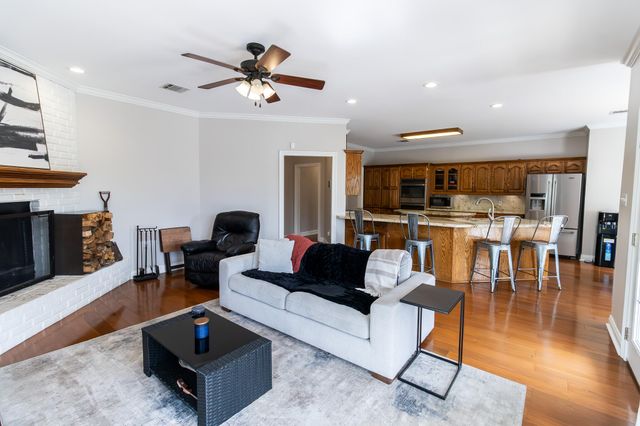 2513 Cassie Lane, Lake Charles, LA 70605