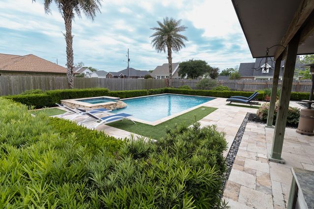 2513 Cassie Lane, Lake Charles, LA 70605