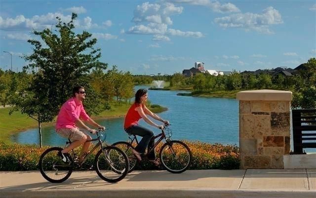 4203 Chloe Ridge Lane, Fulshear, TX 77441