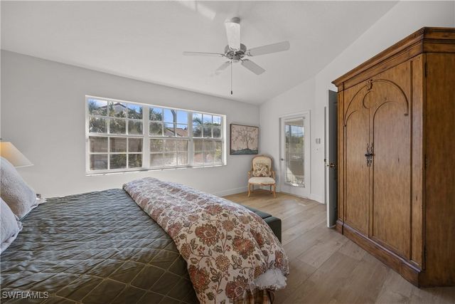 8415 Excalibur CIR B10, Naples, FL 34108