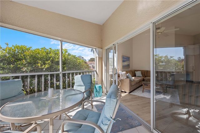 8415 Excalibur CIR B10, Naples, FL 34108