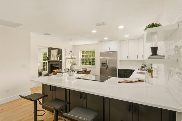 1102 SAMY DRIVE, Tampa, FL 33613
