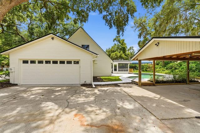 1102 SAMY DRIVE, Tampa, FL 33613