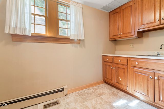 521 E North A Street, Gas City, IN 46933