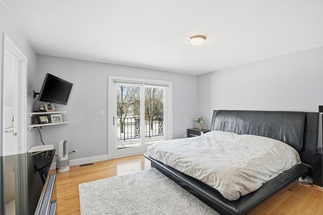 11109 Iowa Street, Crown Point, IN 46307