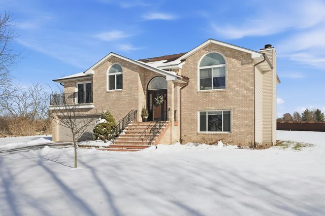 11109 Iowa Street, Crown Point, IN 46307