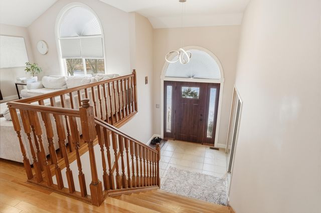 11109 Iowa Street, Crown Point, IN 46307