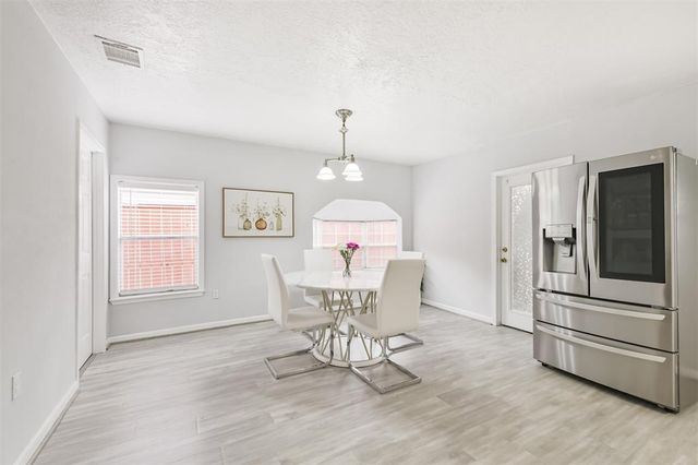 10329 Fairfax Street, Houston, TX 77029