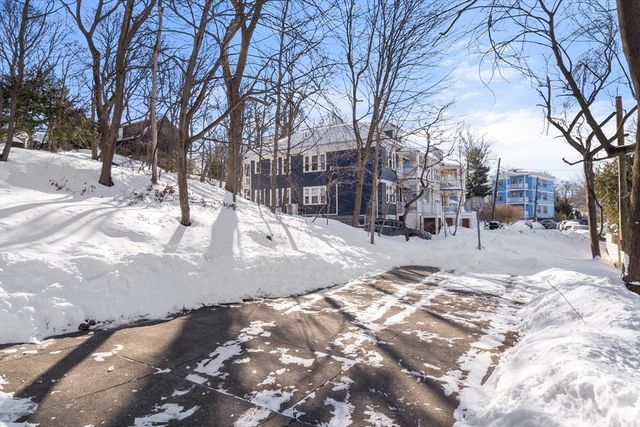 18R Robeson Street, Boston, MA 02130