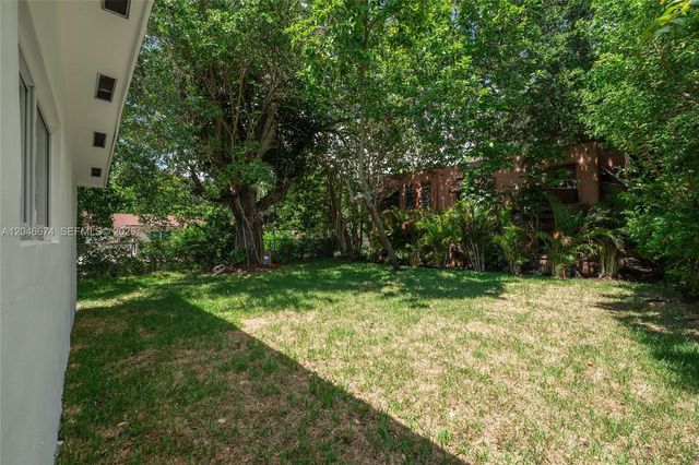 8318 NE 3rd Court, Miami, FL 33138
