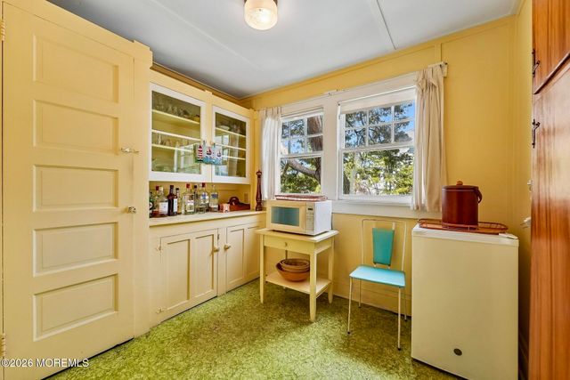 876 East Avenue, Mantoloking, NJ 08738