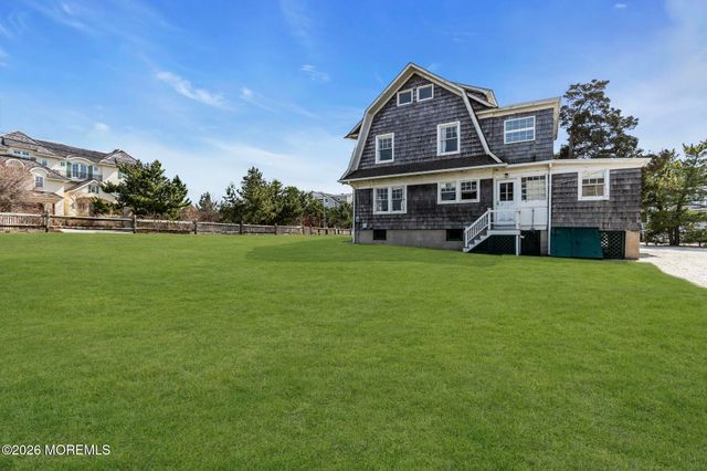 876 East Avenue, Mantoloking, NJ 08738