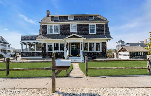 876 East Avenue, Mantoloking, NJ 08738