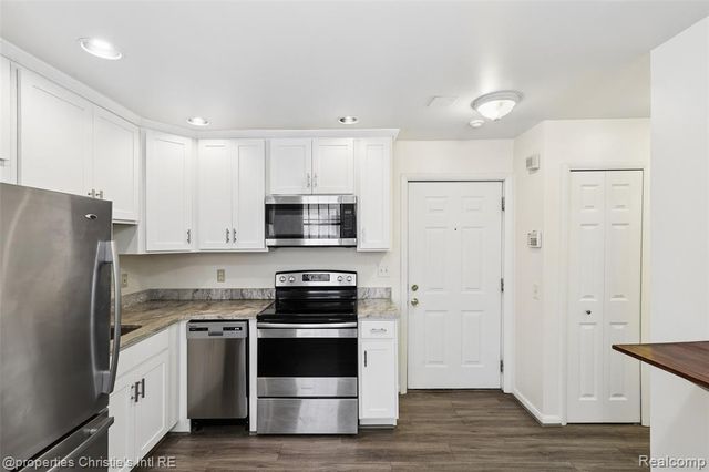 120 Seward Street 111, Detroit, MI 48202
