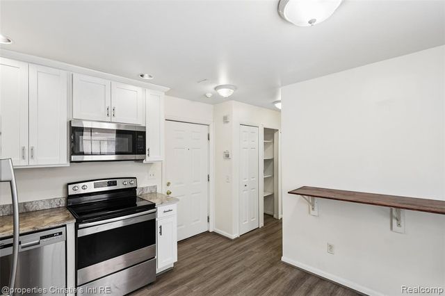 120 Seward Street 111, Detroit, MI 48202