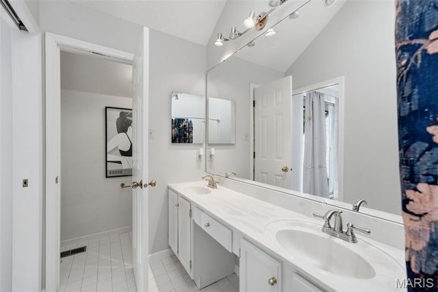 5575 Waterman Boulevard C, St Louis, MO 63112