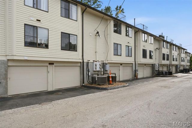 5575 Waterman Boulevard C, St Louis, MO 63112