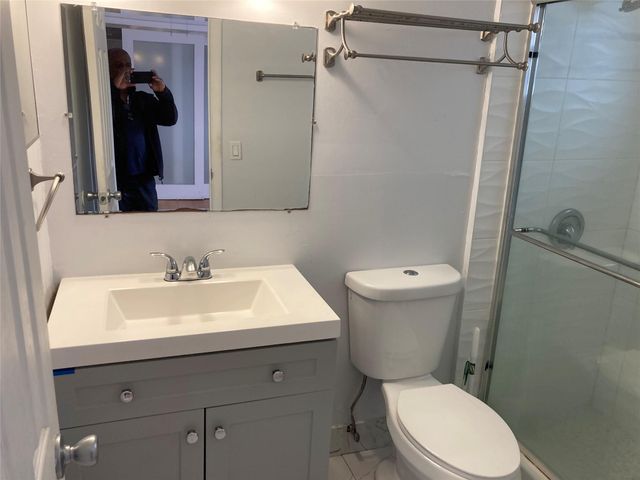 1175 NE 6th Ave 2, Fort Lauderdale, FL 33304