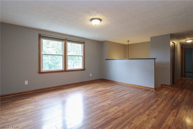 804 Texas Avenue, Mcdonald, OH 44437