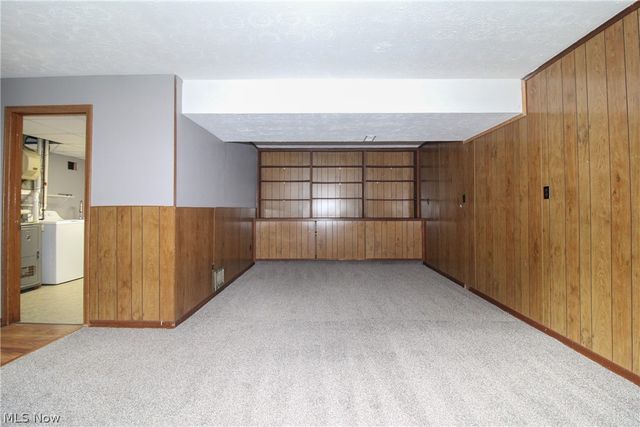 804 Texas Avenue, Mcdonald, OH 44437