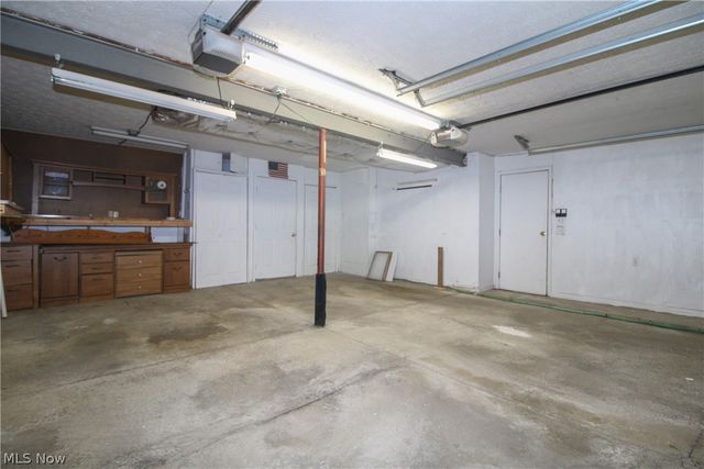 804 Texas Avenue, Mcdonald, OH 44437