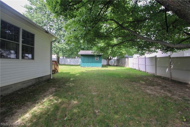 804 Texas Avenue, Mcdonald, OH 44437