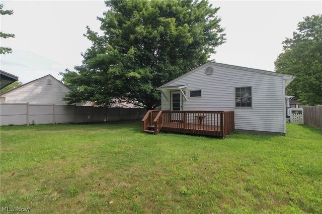 804 Texas Avenue, Mcdonald, OH 44437
