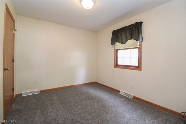 804 Texas Avenue, Mcdonald, OH 44437