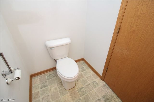 804 Texas Avenue, Mcdonald, OH 44437