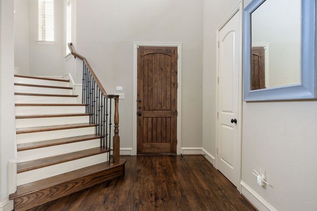 5554 Martel Avenue, Dallas, TX 75206