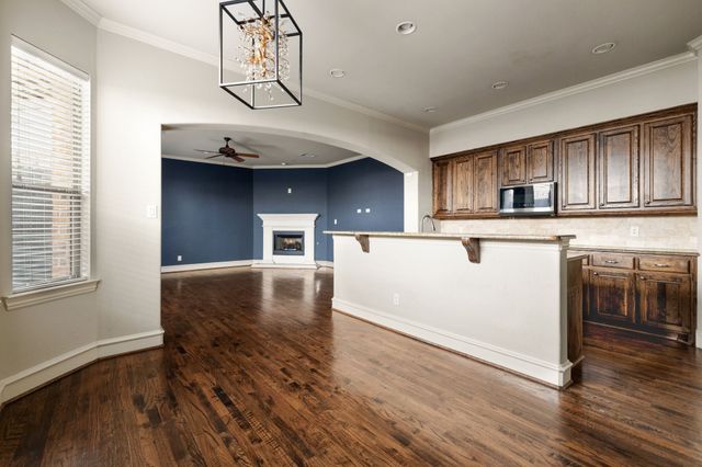 5554 Martel Avenue, Dallas, TX 75206