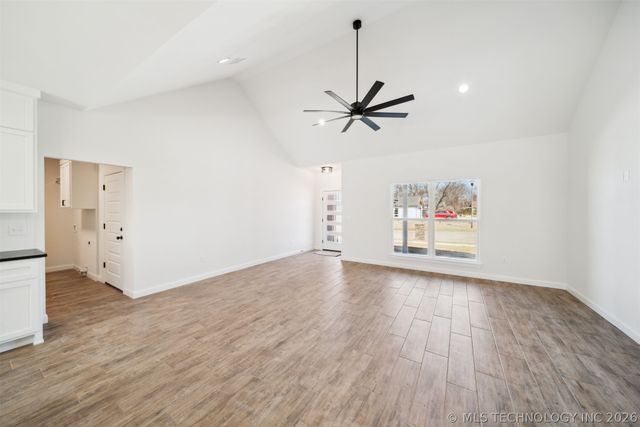404 W 7th Street, Dewey, OK 74029