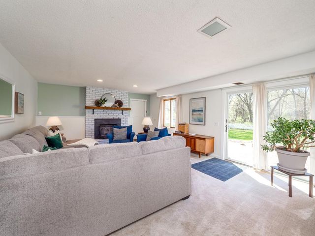 9803 Hall Avenue NE, Monticello, MN 55362