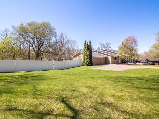 9803 Hall Avenue NE, Monticello, MN 55362