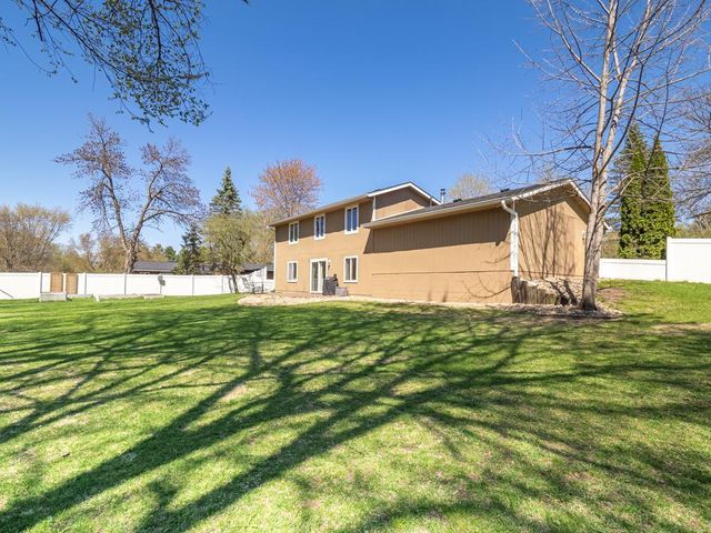 9803 Hall Avenue NE, Monticello, MN 55362