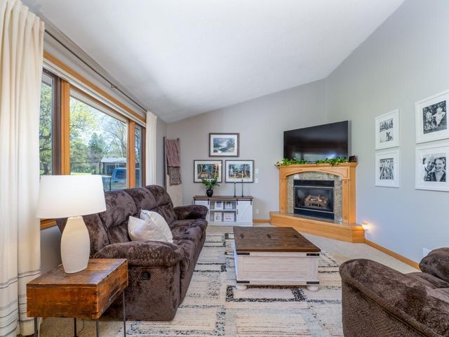 9803 Hall Avenue NE, Monticello, MN 55362