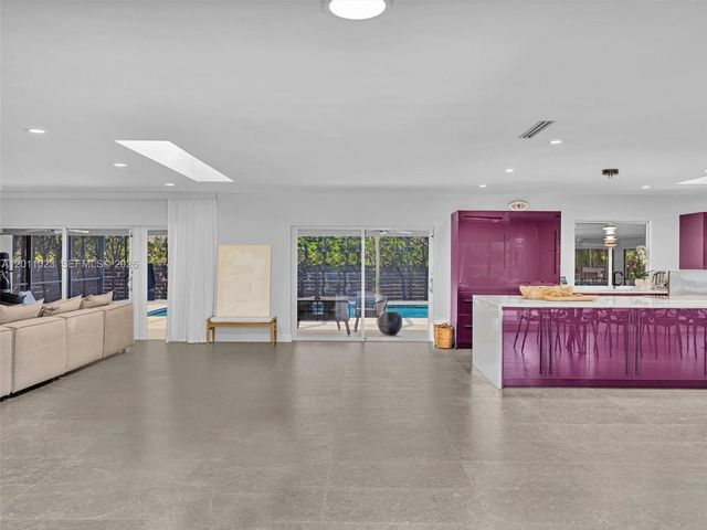 840 S Southlake Drive 0, Hollywood, FL 33019