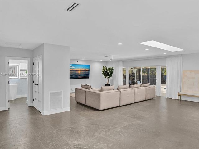 840 S Southlake Drive 0, Hollywood, FL 33019