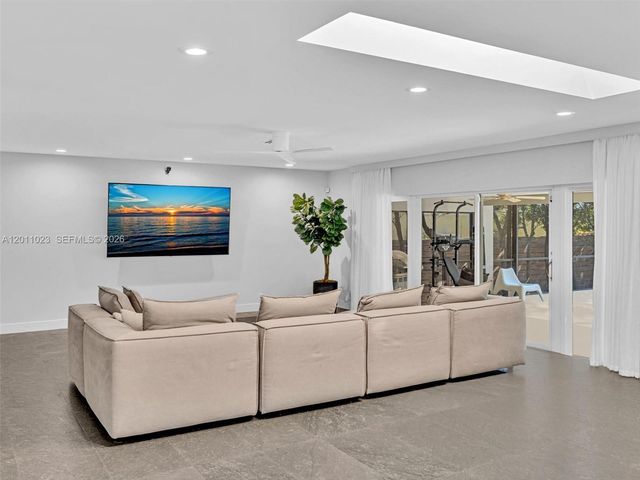 840 S Southlake Drive 0, Hollywood, FL 33019