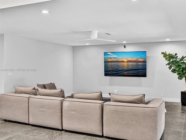 840 S Southlake Drive 0, Hollywood, FL 33019