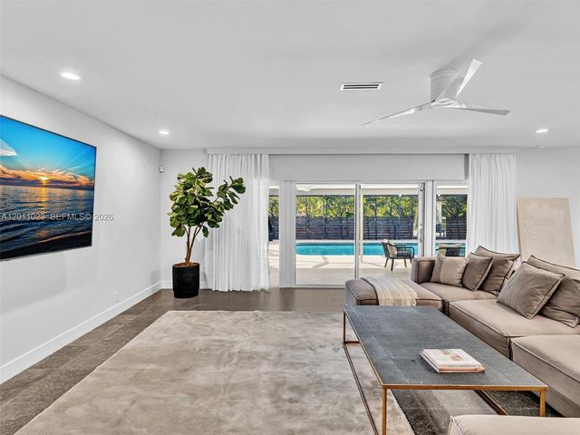 840 S Southlake Drive 0, Hollywood, FL 33019