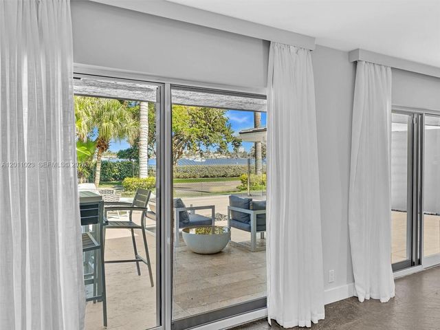 840 S Southlake Drive 0, Hollywood, FL 33019