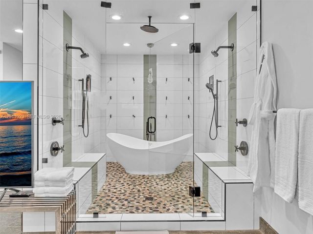 840 S Southlake Drive 0, Hollywood, FL 33019