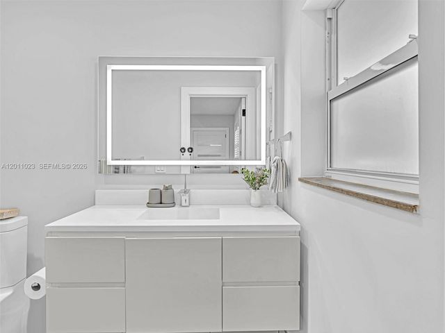 840 S Southlake Drive 0, Hollywood, FL 33019