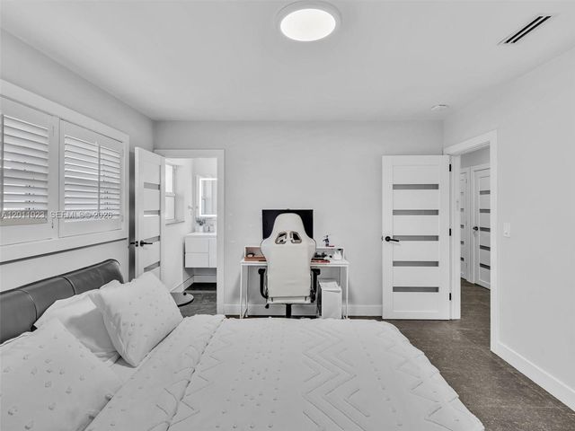 840 S Southlake Drive 0, Hollywood, FL 33019