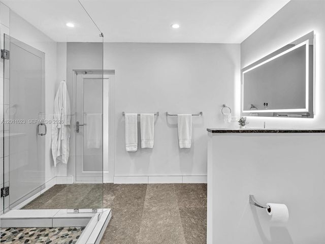 840 S Southlake Drive 0, Hollywood, FL 33019