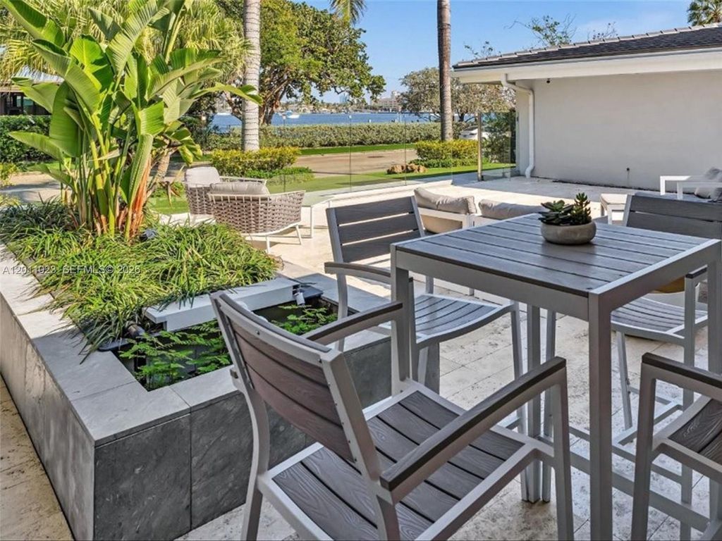 840 S Southlake Drive 0, Hollywood, FL 33019