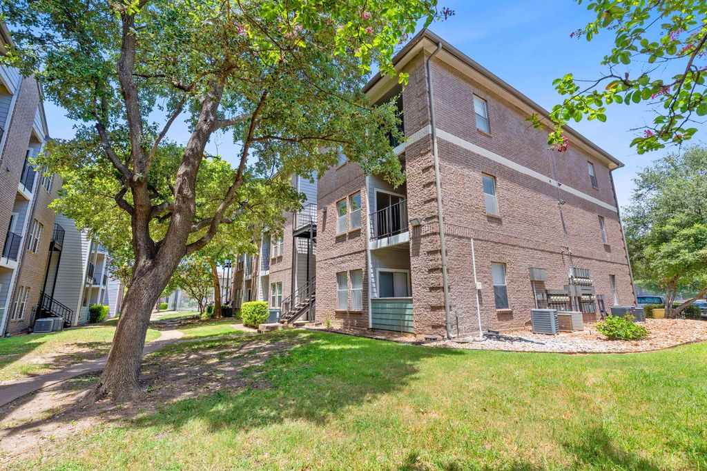 12166 Metric BLVD 219, Austin, TX 78758