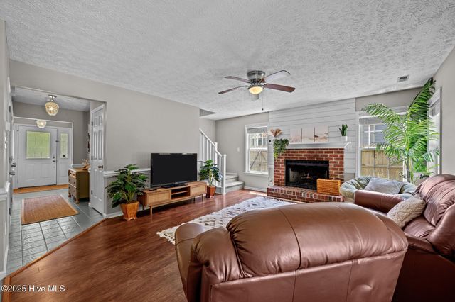 703 Barney Fones Drive, Havelock, NC 28532